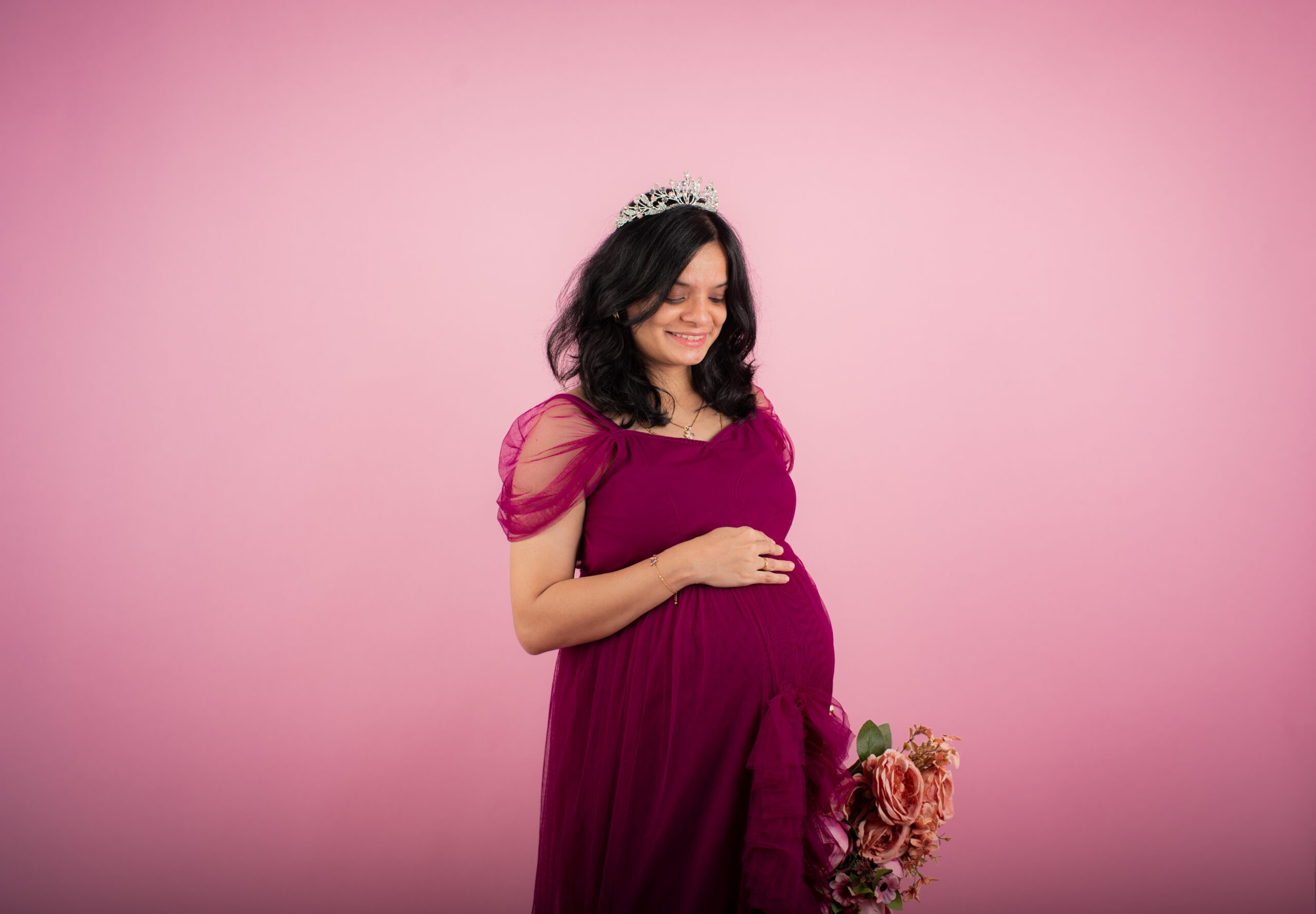 Sreepradhaa — expecting twins, maternity portrait